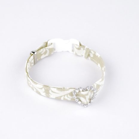 Cat_collar_-_Kaiulani_beige_-_1_tqu8sg