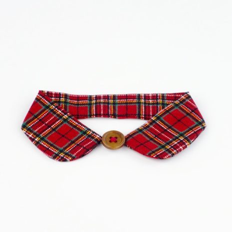 Deco_collar_S_red_tartan_button_charm_-_1_r3jnyh
